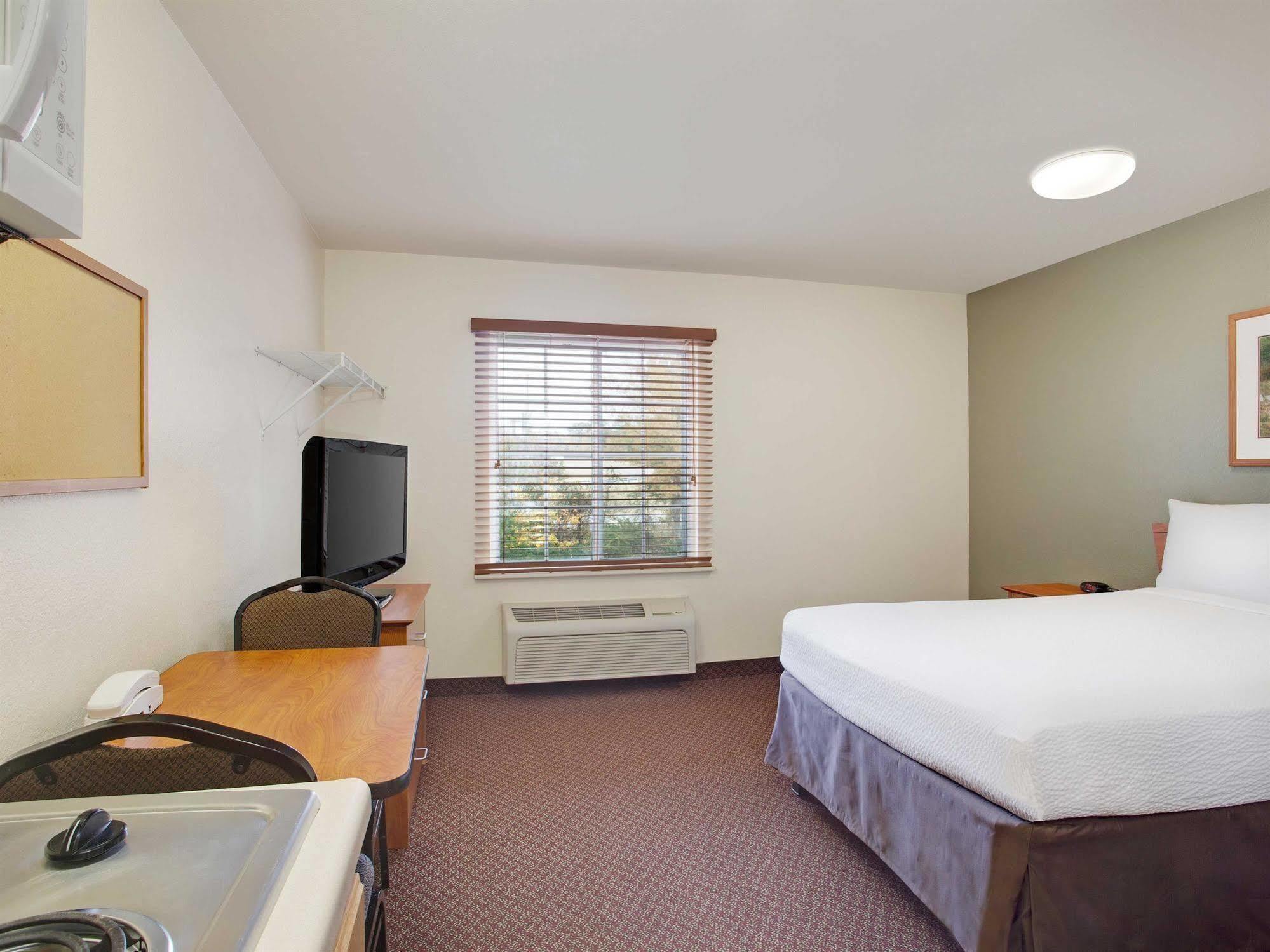 Woodspring Suites Chesapeake-Norfolk South Exterior foto